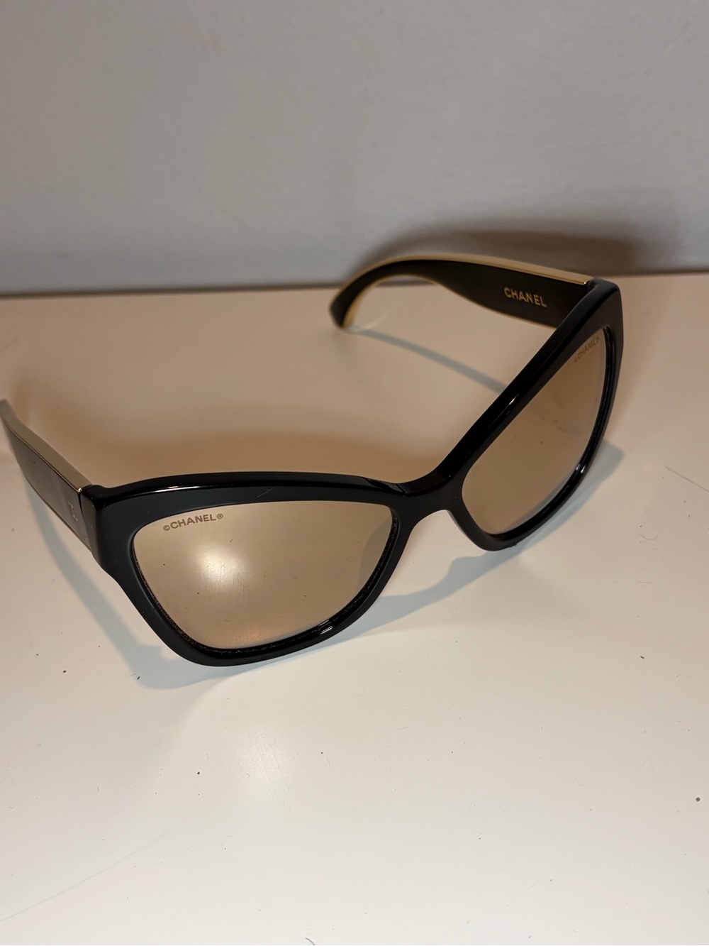 Chanel Black cate eye Sunglasses with mirrored Lenses